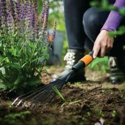 FISKARS® QuikFit™ Kleinfächerbesen -FISKARS Shop 11094273 3