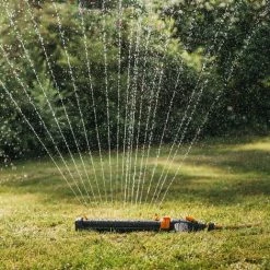FISKARS® Garten-Regner Oszillierender Sprinkler Mit ON/OFF Schalter - 1027028 5 FISKARS® Garten-Regner Oszillierender Sprinkler Mit ON/OFF Schalter - 1027028 -FISKARS Shop 64179161 4